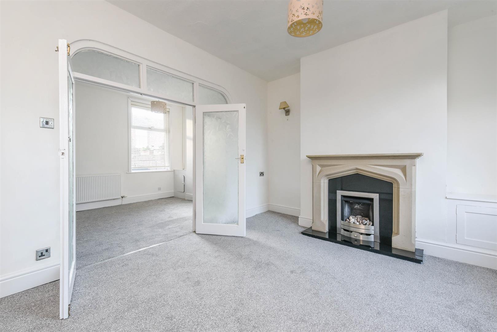 2 bed property in Co-Operative Street, Bamber Bridge